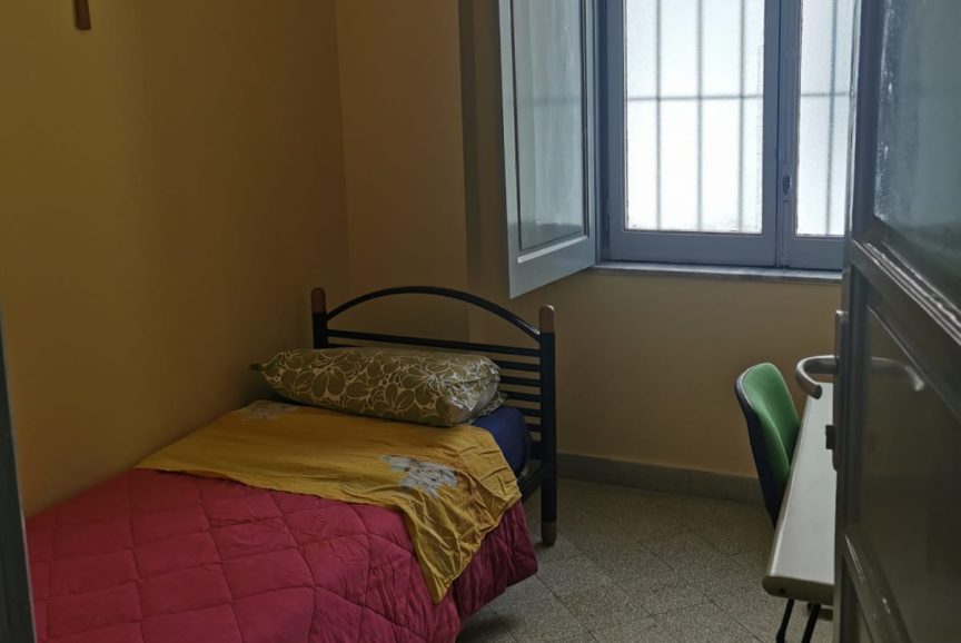 polo-carita-8-aspect-ratio-864-578