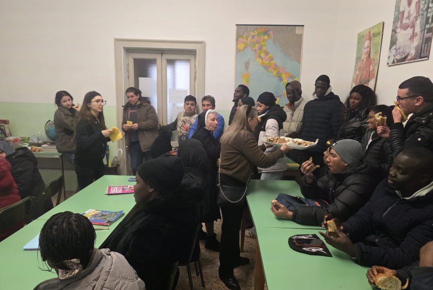 Compleanno-Maestra-Adriana-scaled-aspect-ratio-864-578