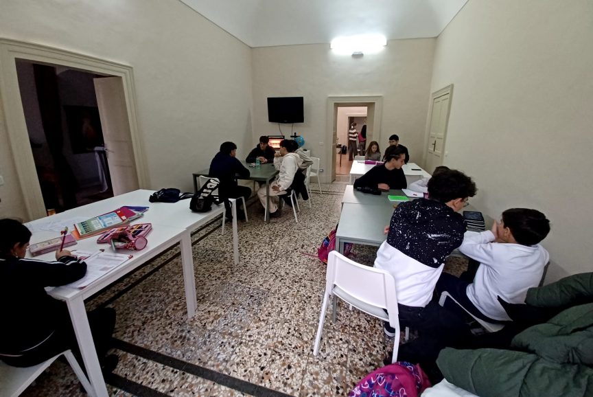 Conoscenza3-aspect-ratio-864-578