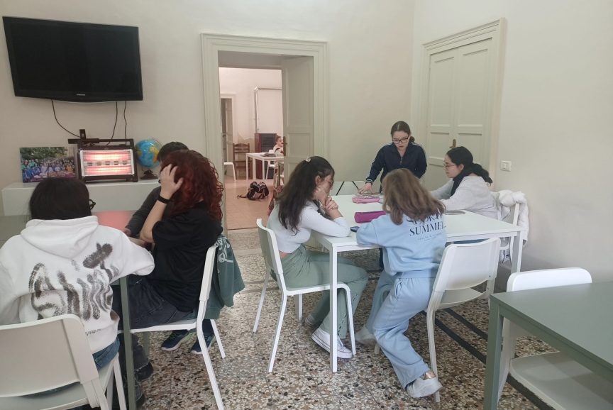 Conoscenza4-aspect-ratio-864-578