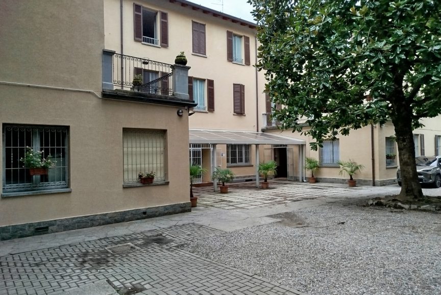 E1-aspect-ratio-864-578